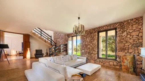 Fantastic finca with pool in Ses Salines Fantastic finca with pool in Ses Salines